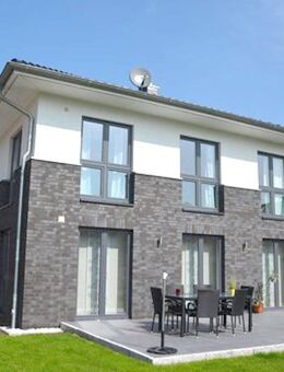 Neubauvorhaben: 2 Stadtvillenhälften (Energieeffizienzhaus KFW 40) in gesuchter Lage! - Hamburg