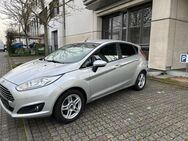 Ford Fiesta Titanium~ Navi~ Leder~ - Rüsselsheim