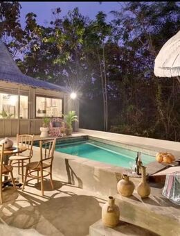 BALI: Joglo mit privatem Pool nahe Strand/Beachclub - ruhige Lage - München