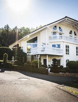 Exklusive Doppelhaushälfte mit Stil & Komfort - Ihr neues Zuhause in Toplage - Roßbach (Landkreis Neuwied)