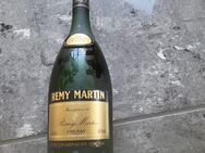 Remy Martin 0.70 l in Originalverpackung - Frankfurt (Main) Bergen-Enkheim