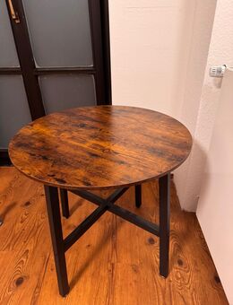 Runder Tisch mit Holzplatte und Metallbeinen - Düsseldorf