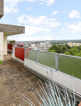 Wunderschöne 2-Zimmer-Dachterrassen-Wohnung in Regensburg-Königswiesen - Regensburg