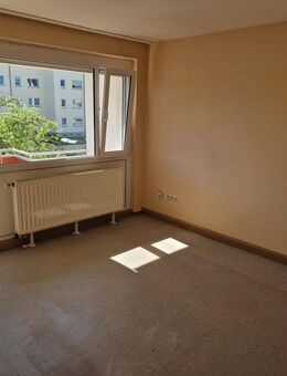 Kleine 2 Zimmerwohnung mit Balkon in Gaggenau - Gaggenau