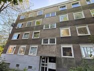 Gepflegte, großzügig geschnittene 4 Zimmer Wohnung mit Balkon - Essen