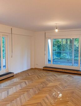 Erstbezug nach umfangreicher Sanierung - 3-Zimmerwohnung mit sehr großem Balkon im Münchner Süden - München