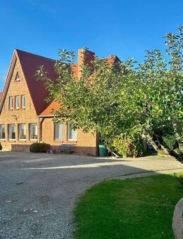 "Leben zwischen Natur und Meer" Großzügiges historisches Forsthaus in traumhafter Lage - Kalkhorst