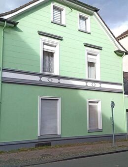 Wohn-/Geschäftshaus mit Entwicklungspotential im Herzen von Krefeld zu verkaufen. - Krefeld