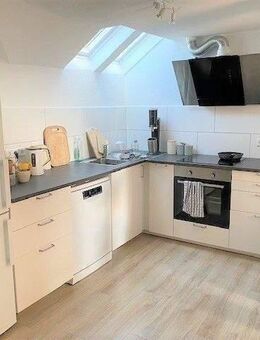 ***Karlsruhe Südstadt- 1 Wohngem.-Zimmer frei in toller 90qm- Altbauwohnung ab 1.12. oder später*** - Karlsruhe