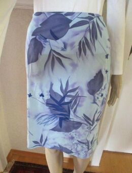 NEU * Aquarell * Blüten * Blätter * Flower- Power * A- Linie * Gummizug * Rock "PASSPORT'S" Gr. 34- 36, 38/ XS- S * Pastell * hell- blau * violett - Riedlingen