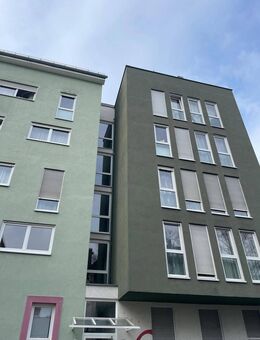 Moderne 4-Zimmer-Wohnung mit Balkon in gepflegtem Mehrfamilienhaus Zentrum nah - sofort bezugsfrei - Wiesbaden
