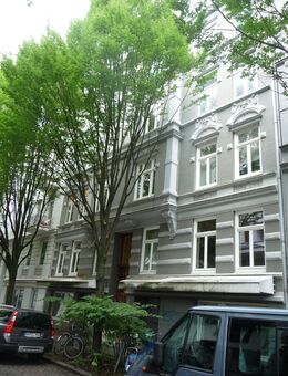 Uhlenhorst: 3,5-Zimmer-Altbau, ideal als Wohnbüro, Praxis, Atelier - Hamburg