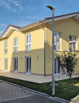 Fast neues EFH mit ELW, Massivhaus (A+) in Elchingen (Ulm) - Elchingen