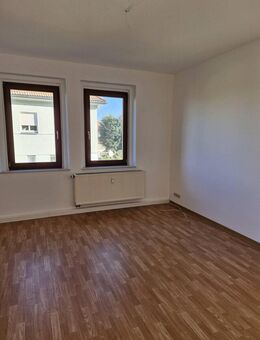 altersgerechte 3 Raumwohnung mit Blick ins Grüne und Nutzung Gartenanteil - Nossen