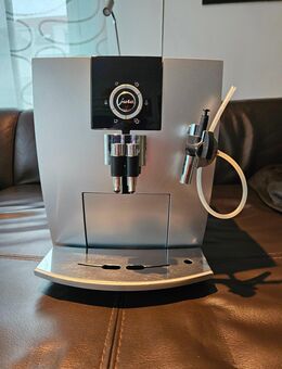Kaffee-Vollautomat Jura Impressa J5 - Ulm