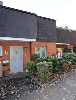 Gepflegtes Reihenmittelhaus mit Elbblick und Kamin - ruhig gelegen in Geesthachter Hanglage - Geesthacht