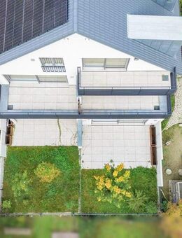 Design trifft Komfort: Neubau-Maisonette mit 4 Zimmern & großer Terrasse - München