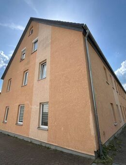 Große 4-Zimmerwohnung mit Stellplatz in Weidhausen bei Coburg! - Weidhausen (Coburg)