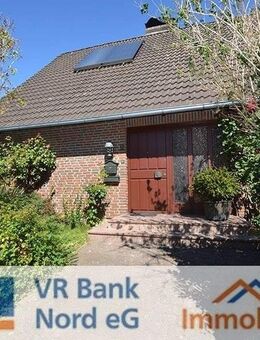 Vollunterkellertes Einfamilienhaus auf eingewachsenem Grundstück - Flensburg