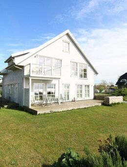 Ferienhaus-Ensemble in Direkter Wasserlage in Wiek - 10 Wohneinheiten mit starker Rendite - Wiek