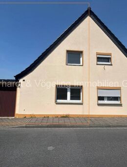 Handwerkerhaus -Teilmodernisierte Doppelhaushälfte mit 2 Garagen im Ahlener Süden - Ahlen