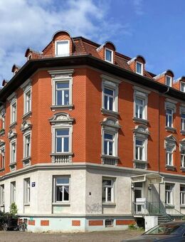 ELEGANTER ALTBAUCHARME TRIFFT MODERNES WOHNGEFÜHL ÜBER DEN DÄCHERN VON GOHLIS - Leipzig