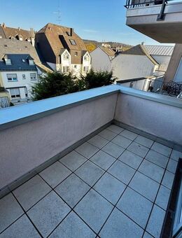 Helle & charmante Wohnung direkt an der Porta Nigra in ruhiger Lage – Wohnen im Herzen von Trier - Trier