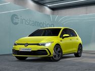 VW Tiguan, 1.5 TSI Life KlimaA, Jahr 2024 - München