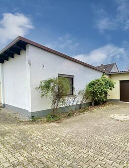 Bungalow für handwerklich Begabte mit Traumgrundstück - Scheßlitz