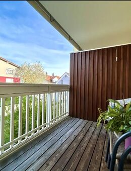 NUR FÜR SENIOREN - BETREUTES WOHNEN!!! Schöne, 2 Zimmer-Wohnung für Bewohne 60+ in schöner Wohnlage - Augsburg