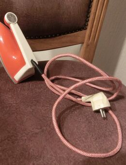 Bügeleisen Kinder elektrisch/ 80er-Jahre/voll funktionstüchtig - Duisburg