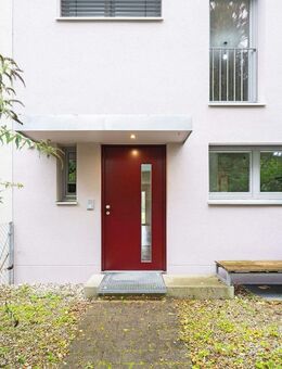 Optik und Technik in Bestform! Neuwertiges Reihenhaus mit Garten und Dachterrasse - Freising