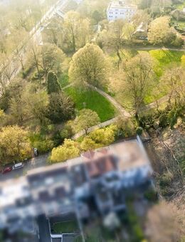 Toplage am Aachener Lousberg/Salvatorberg: Vermietete 2-Zi.-DG-Whg., grundsolide Bauweise - Aachen
