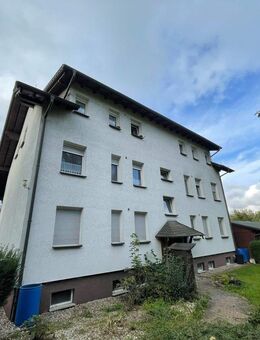 3-Raumwohnung im 1. Obergeschoss mit Balkon und Stellplatz in Krauthausen - Krauthausen