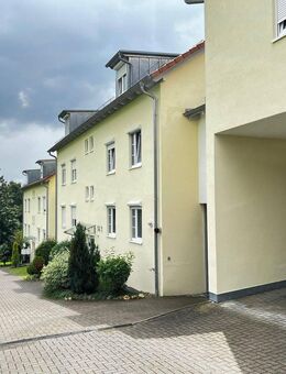 Helle 2-Zimmer-Wohnung mit Balkon und Stellplatz – Ideal für Singles oder Paare! - Aulendorf