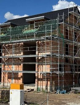 Das Dach ist drauf ! Doppelhaushälfte in Schlangen - Schlangen