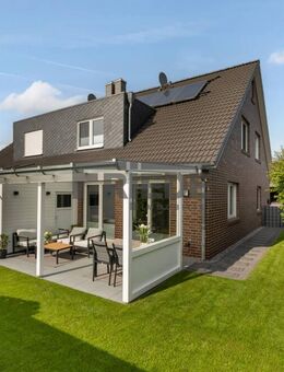 Ihr neues Zuhause in Scharnebeck - Hochwertige Doppelhaushälfte mit Garten, Wallbox & mehr - Scharnebeck