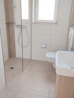 gemütliche Zweizimmerwohnung mit Stellplatz im ruhigen 8 Familienhaus für Singles oder Paare. - Hamm