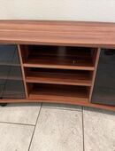 Schöne Möbel günstig abzugeben in 6414