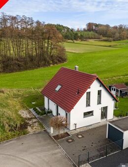 Energieeffizienz trifft Modernität am Rande der Bebauungsgrenze - Heideck