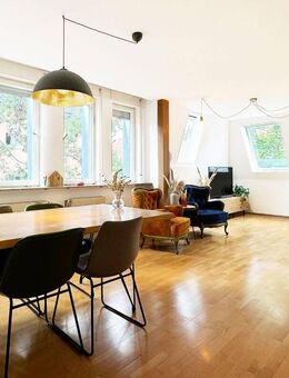 Helle 3,5-Zimmer-DG-Wohnung in ruhiger Lage des Stuttgarter Westens - Stuttgart