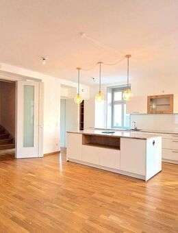 Traumwohnung in der historischen Altstadt: 3-Zi Maisonette auf zwei Ebenen mit Römer-Blick! - Frankfurt (Main)