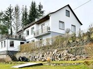 EFH mit kleiner Einliegerwohnung und Blick auf Burg Manderscheid - Manderscheid (Landkreis Bernkastel-Wittlich)