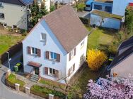 Sanierungsbedürftiges Einfamilienhaus mit großem Potenzial in Tamm - Tamm