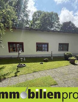 1362 - Wohnen auf einer Ebene + ca. 3.500 m² Garten im herrlichen Frankenwald - Berg (Regierungsbezirk Oberfranken)