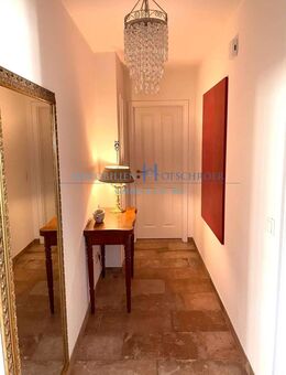 Gemütliche und hochwertig ausgestattete Maisonette-Wohnung im "Fischerhäuschen-Stil" im Stadtkern von Norden! - Norden