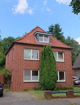Wohnhaus mit 3 Einheiten und separatem Bauplatz für ein Einfamilienhaus in Itzehoe - Itzehoe