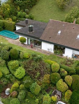 Traumhaftes Einfamilienhaus mit Wellnessoase und Blick über Niedernhall - Niedernhall