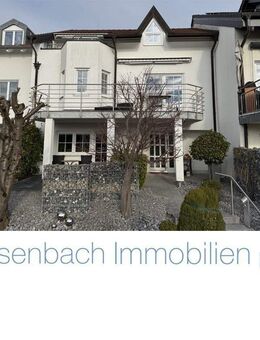 Stilvolles Einfamilienhaus mit zusätzlicher Einliegerwohnung am Hünerberg - Lörrach