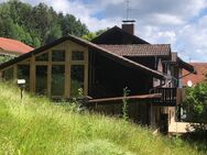 Großzügiges Wohnhaus in idyllischer, naturnaher Dorfrandlage bei Innernzell - Innernzell